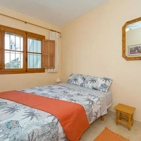 Apartment Jardin 84 *